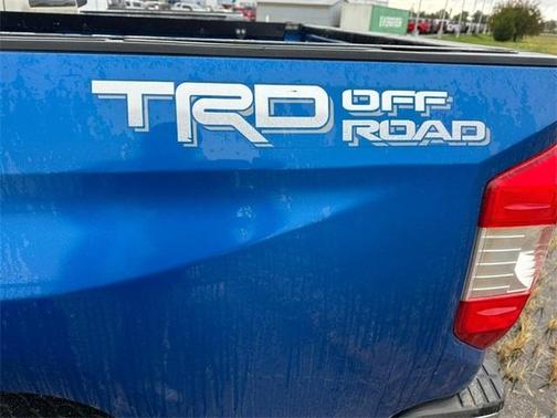 2017 Toyota Tundra SR5