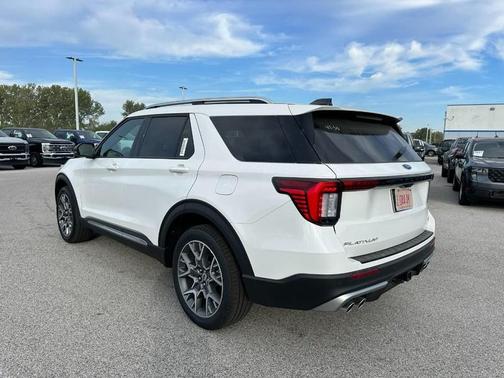 2025 Ford Explorer Platinum 4WD