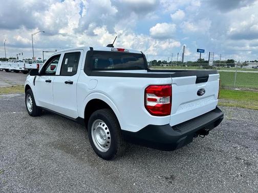 Oxford White 2026 Ford Maverick XL