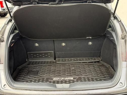 Magnetic Gray Metallic 2019 Toyota C-HR LE