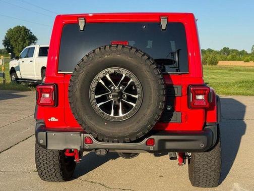 Firecracker Red Clearcoat 2025 Jeep Wrangler Rubicon