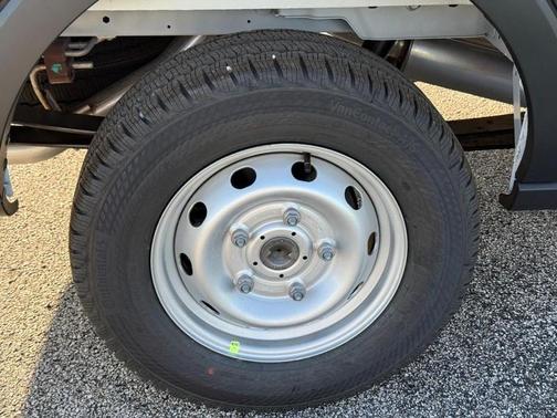 2025 Ford Transit-250 148 WB Medium Roof Cargo