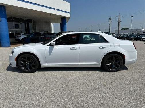 2023 Chrysler 300 S