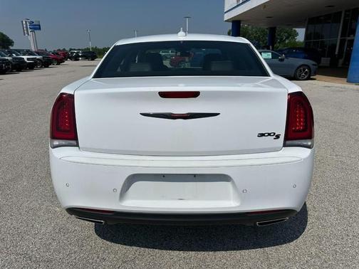 2023 Chrysler 300 S