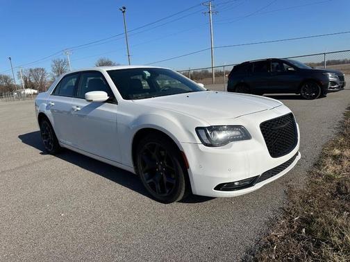 2023 Chrysler 300 S