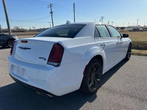 2023 Chrysler 300 S