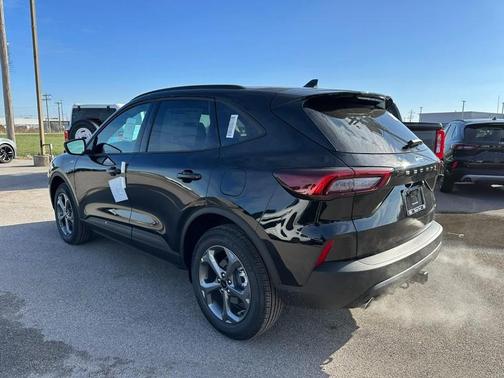 2026 Ford Escape ST-Line Select AWD