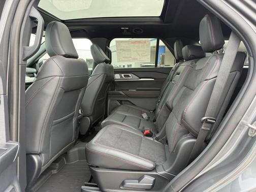 Carbonized Gray Metallic 2026 Ford Explorer ST
