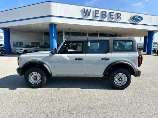 Avalanche Gray 2026 Ford Bronco Base