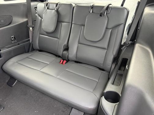 Space White Metallic 2026 Ford Explorer Active
