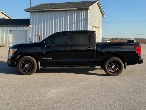 2021 Nissan Titan S