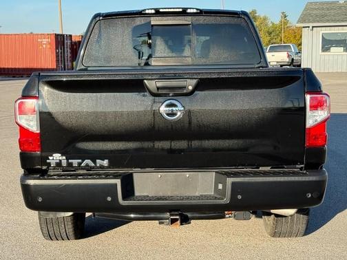 2021 Nissan Titan S