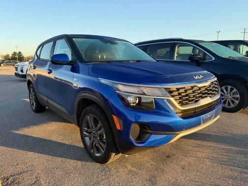 Neptune Blue 2022 Kia Seltos LX