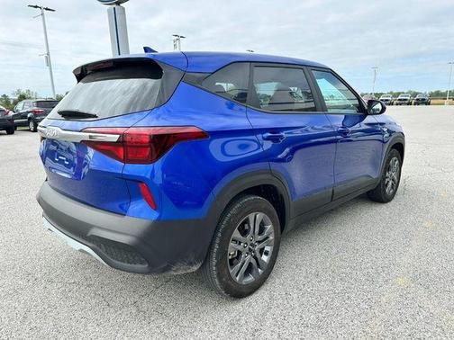 Neptune Blue 2022 Kia Seltos LX