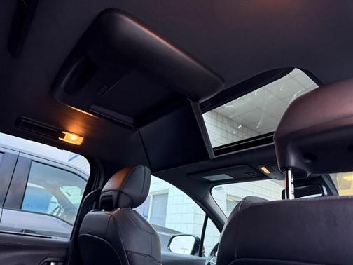 2021 Toyota Sienna XSE 7 Passenger