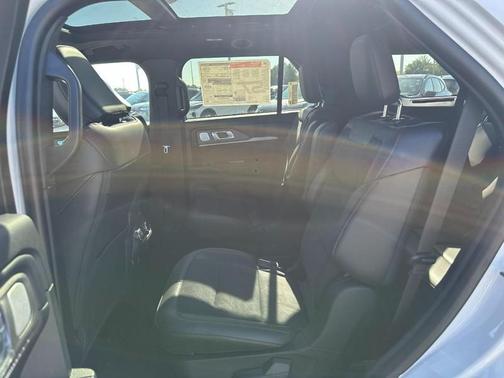 2025 Ford Explorer ST 4WD