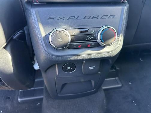 2025 Ford Explorer ST 4WD