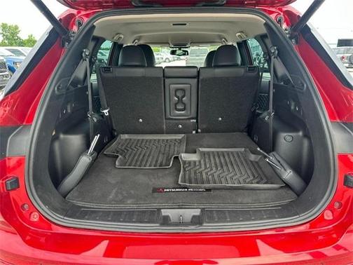 2023 Mitsubishi Outlander SEL