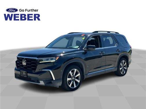 Crystal Black Pearl 2023 Honda Pilot Elite