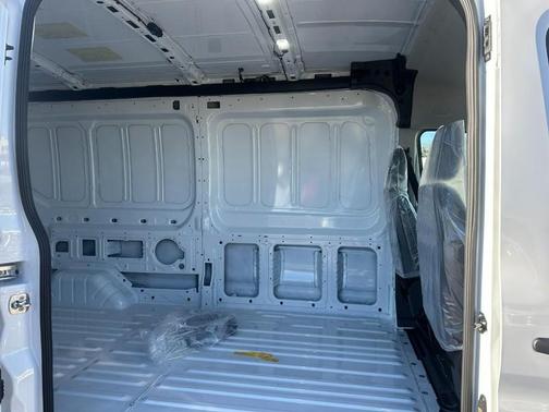 2026 Ford Transit-250 148 WB Medium Roof Cargo