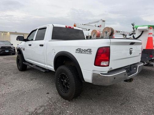 Bright White Clearcoat 2017 RAM 2500 Tradesman
