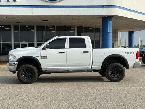 Bright White Clearcoat 2017 RAM 2500 Tradesman