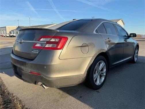 2016 Ford Taurus SEL