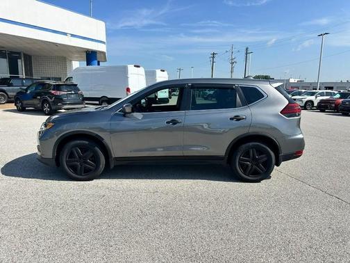 Gun Metallic 2020 Nissan Rogue S