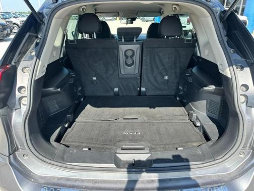Gun Metallic 2020 Nissan Rogue S