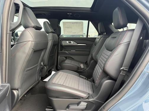 Vapor Blue Metallic 2026 Ford Explorer ST-Line