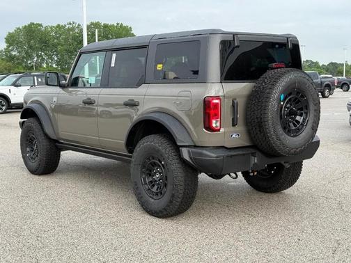 Gray 2026 Ford Bronco Big Bend