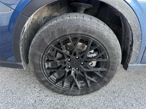 2022 Subaru Outback Touring XT