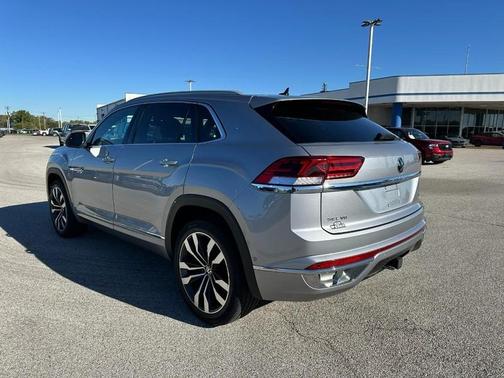 2022 Volkswagen Atlas Cross Sport 3.6L V6 SEL Premium R-Line