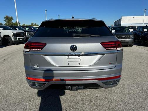 2022 Volkswagen Atlas Cross Sport 3.6L V6 SEL Premium R-Line
