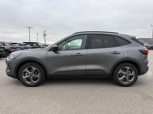 2026 Ford Escape ST-Line FWD