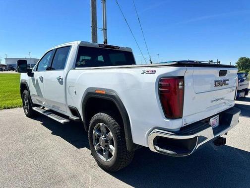 Summit White 2025 GMC Sierra 2500 SLT