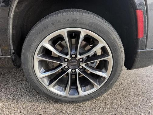 2022 Jeep Wagoneer Series II