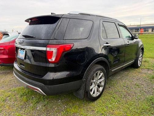 Shadow Black 2017 Ford Explorer Limited
