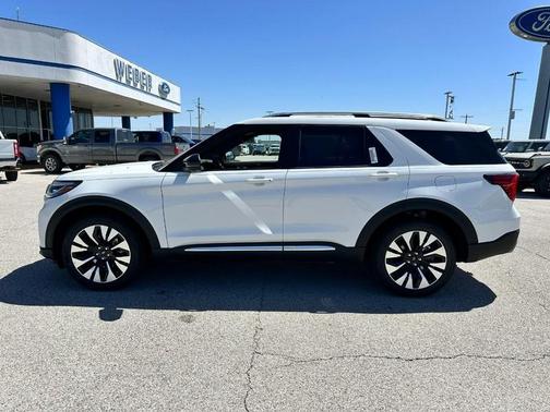 Space White Metallic 2026 Ford Explorer Platinum