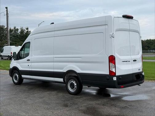 Oxford White 2026 Ford Transit-350 Base