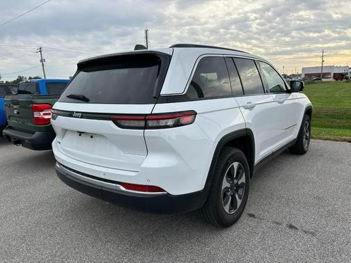 2024 Jeep Grand Cherokee 4xe Base