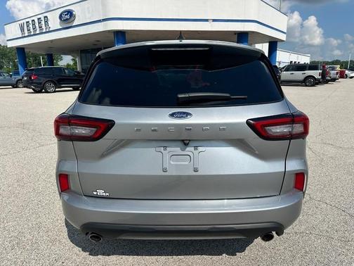 Silver Metallic 2024 Ford Escape ST-Line