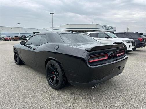 2016 Dodge Challenger SRT 392