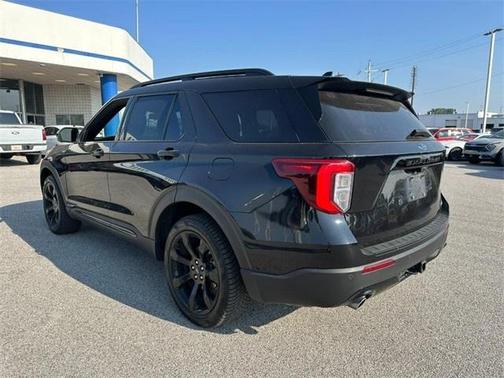 2022 Ford Explorer ST-Line