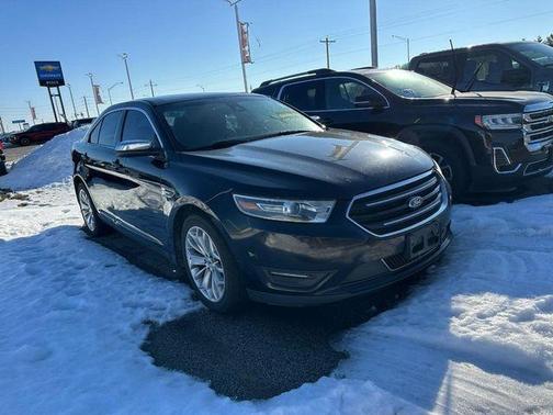 2018 Ford Taurus Limited