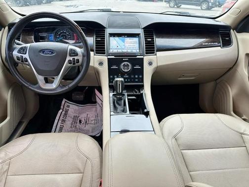 2018 Ford Taurus Limited