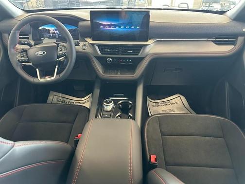 2025 Ford Explorer ST 4WD