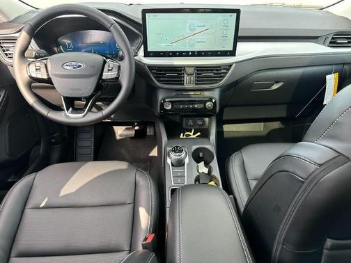 2026 Ford Escape Platinum AWD