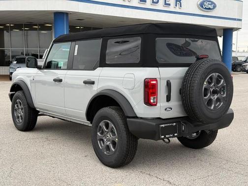 Avalanche Gray 2026 Ford Bronco Big Bend
