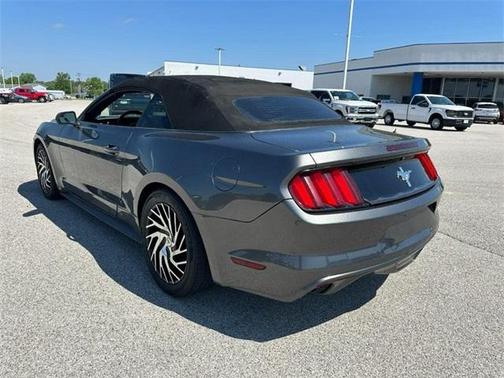 2016 Ford Mustang V6